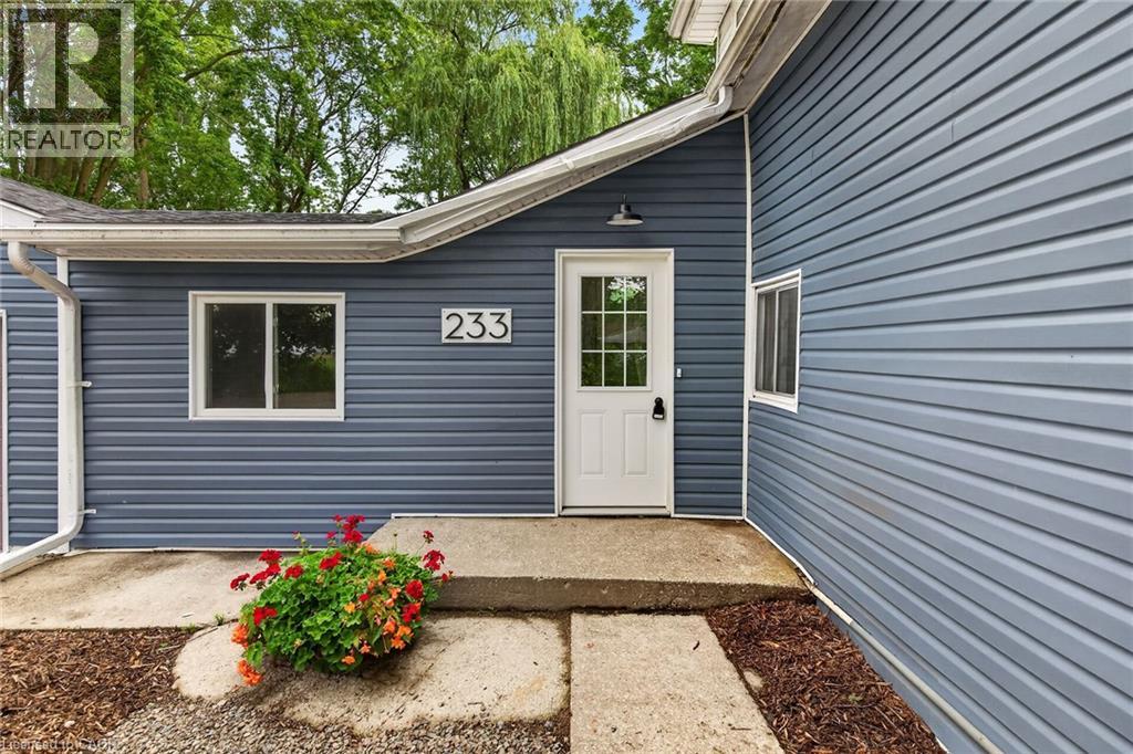233 NORTH CAYUGA Street W - 36