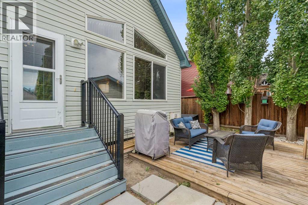 2046 New Brighton Gardens SE - 18