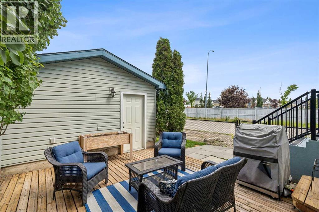 2046 New Brighton Gardens SE - 19