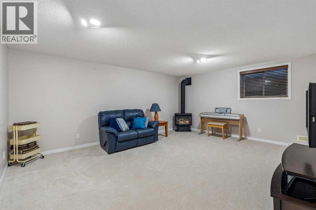 2046 New Brighton Gardens SE - 13