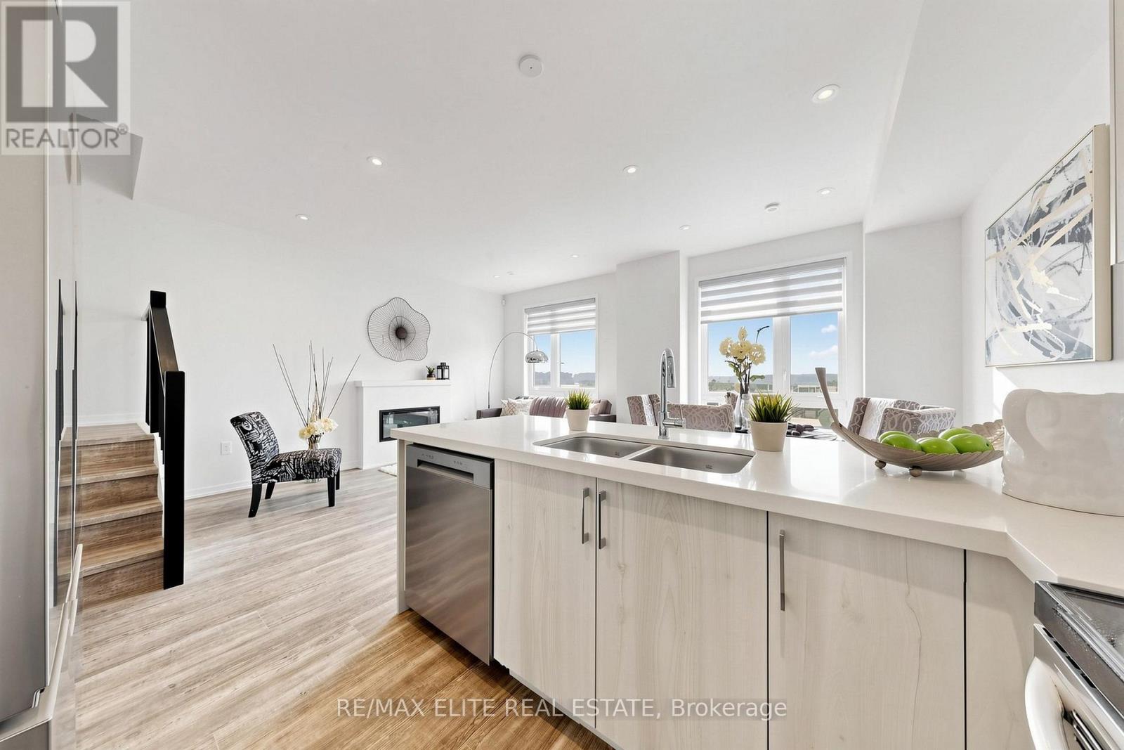 1422 19TH AVENUE - 11