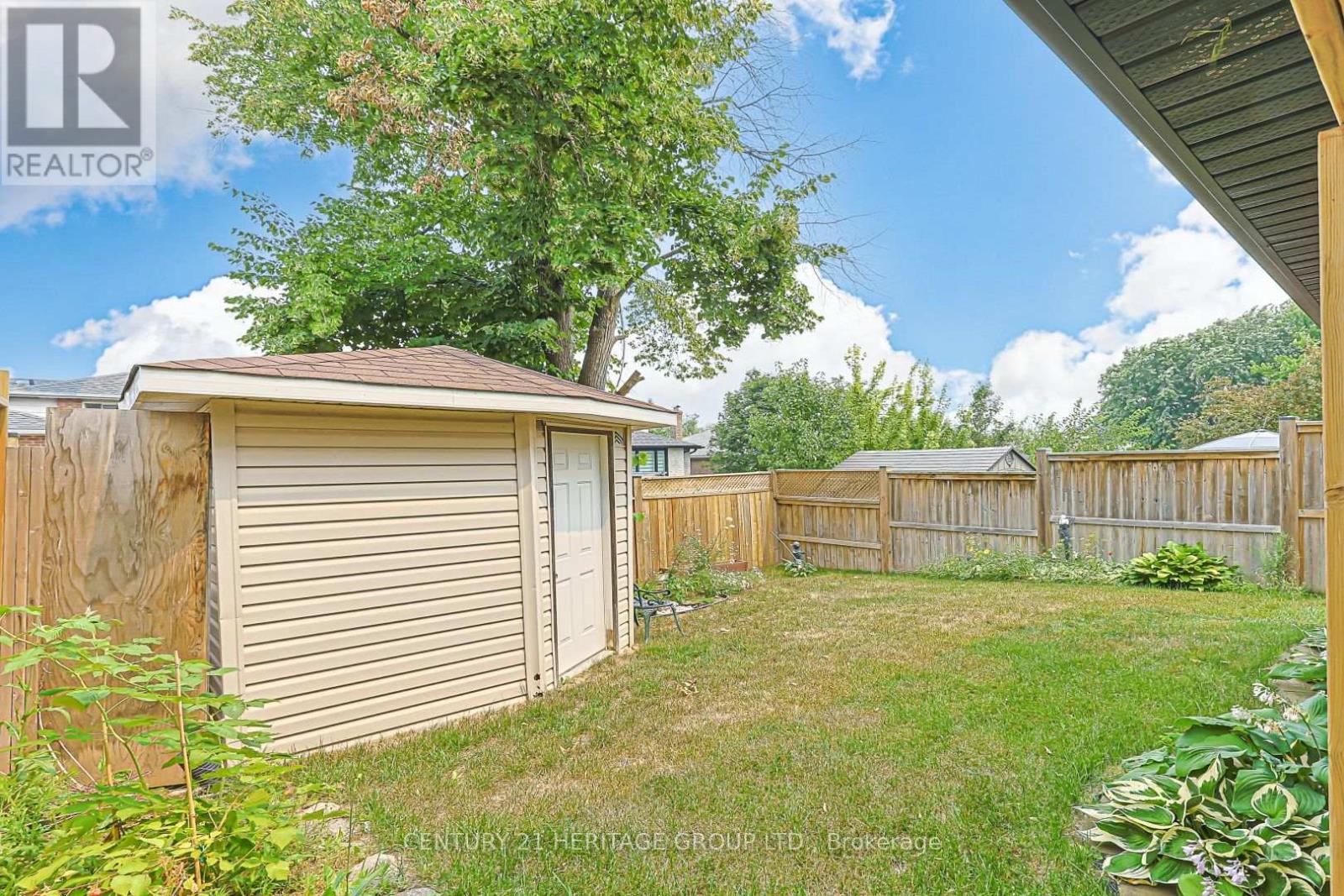 476 BRITANNIA AVENUE - 26