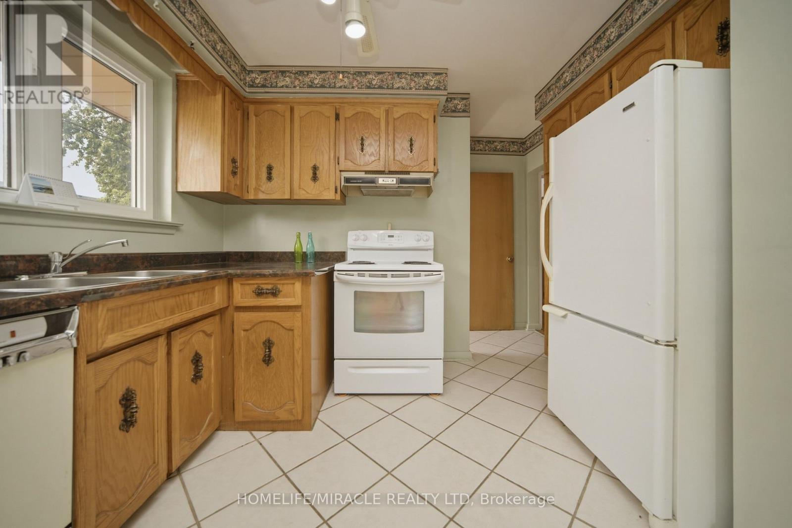 7089 LANDEN COURT - Image 12