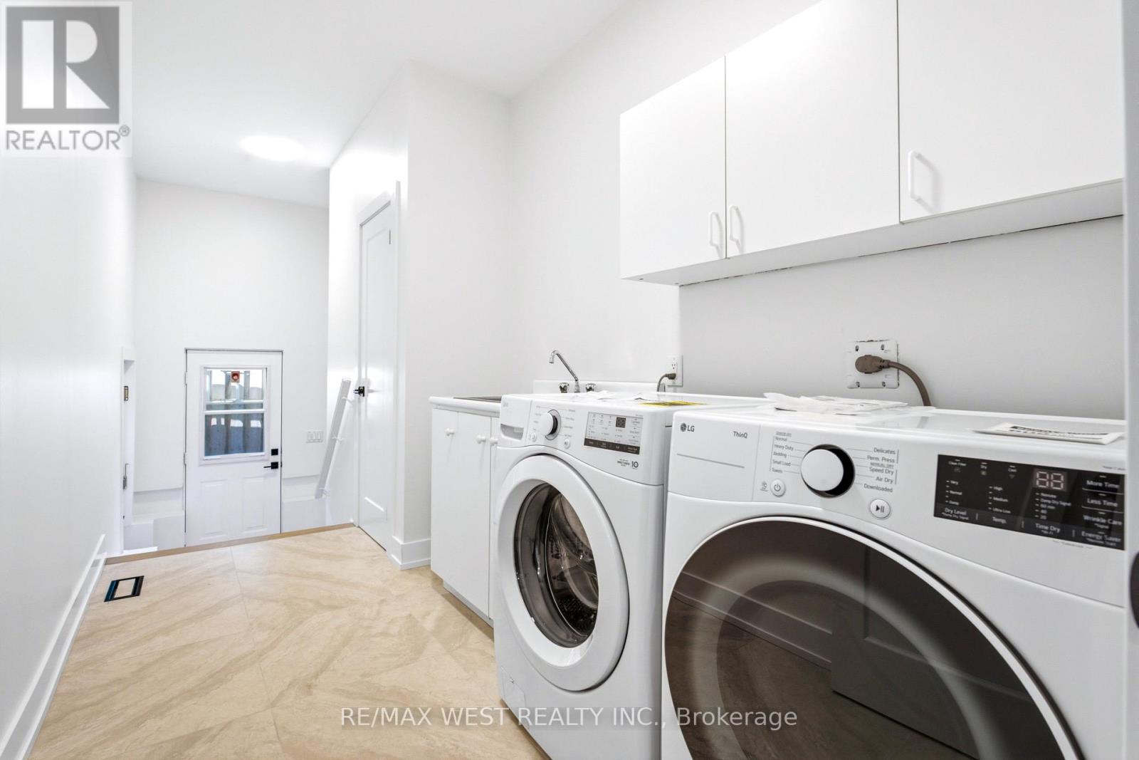 3163 ROLLING STONE COURT - Image 28