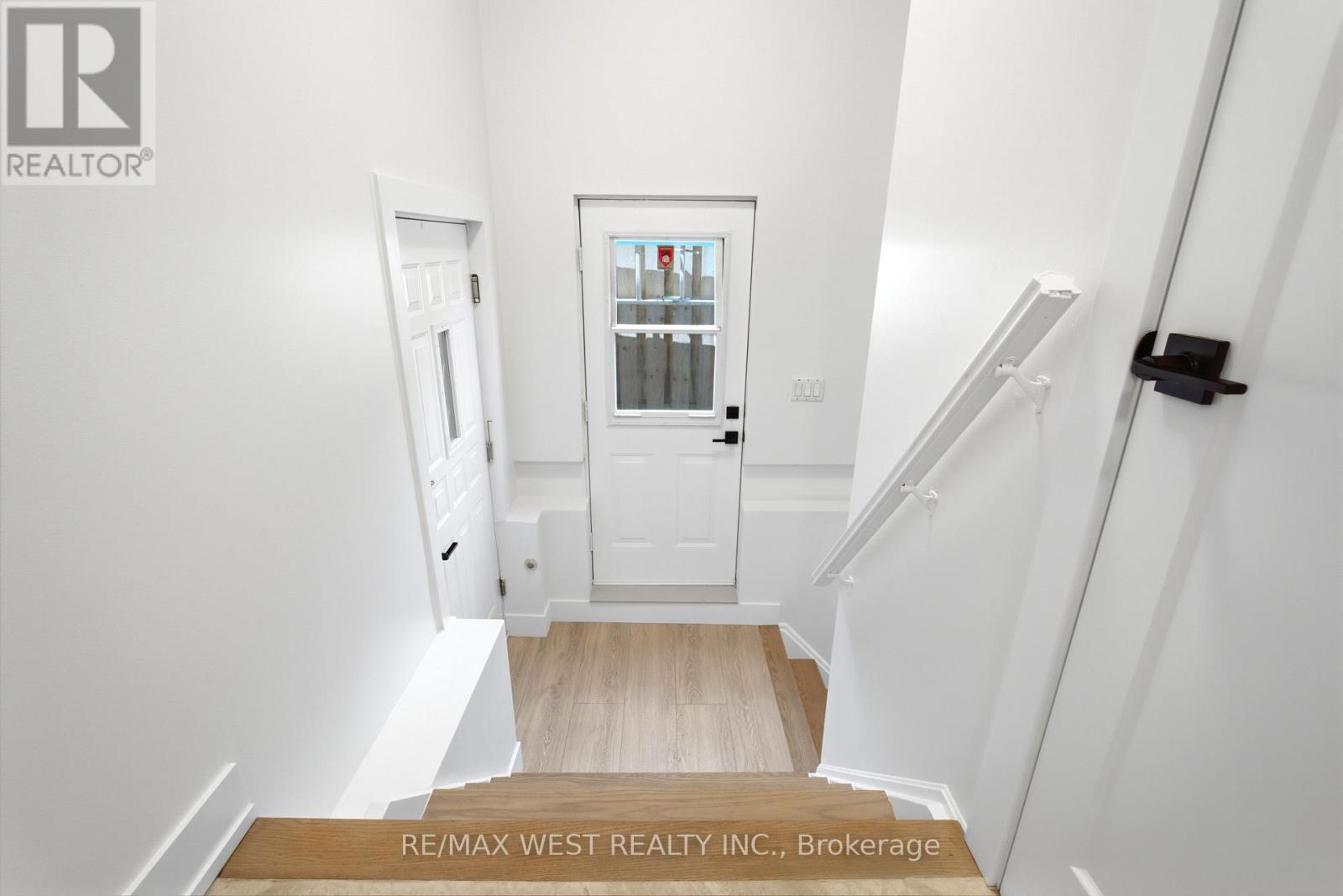 3163 ROLLING STONE COURT - Image 29