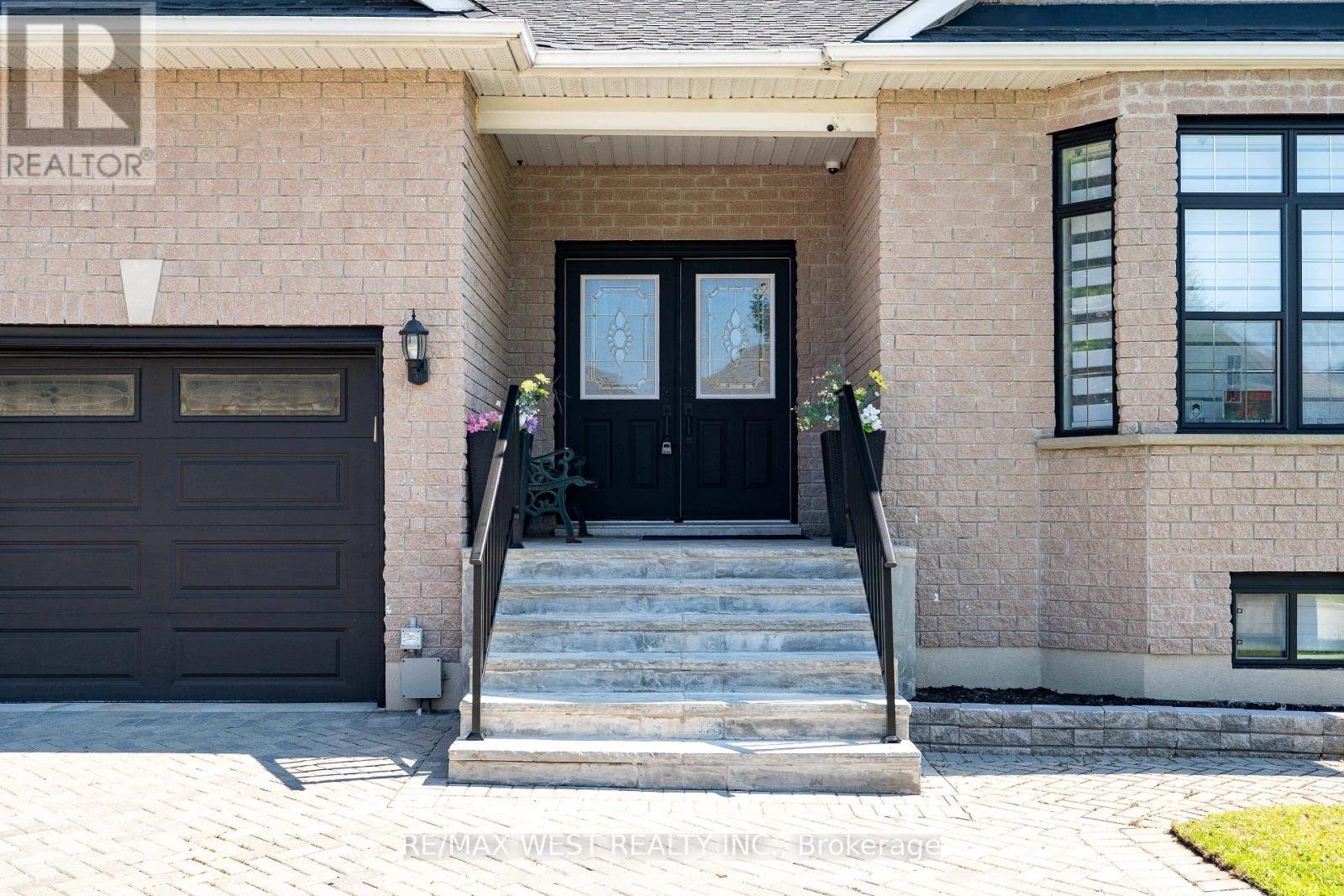 3163 ROLLING STONE COURT - Image 3