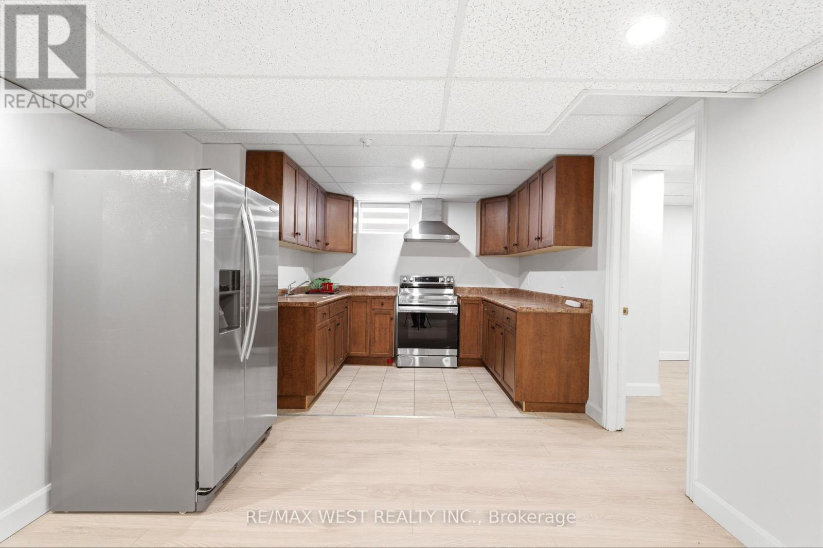 3163 ROLLING STONE COURT - Image 34