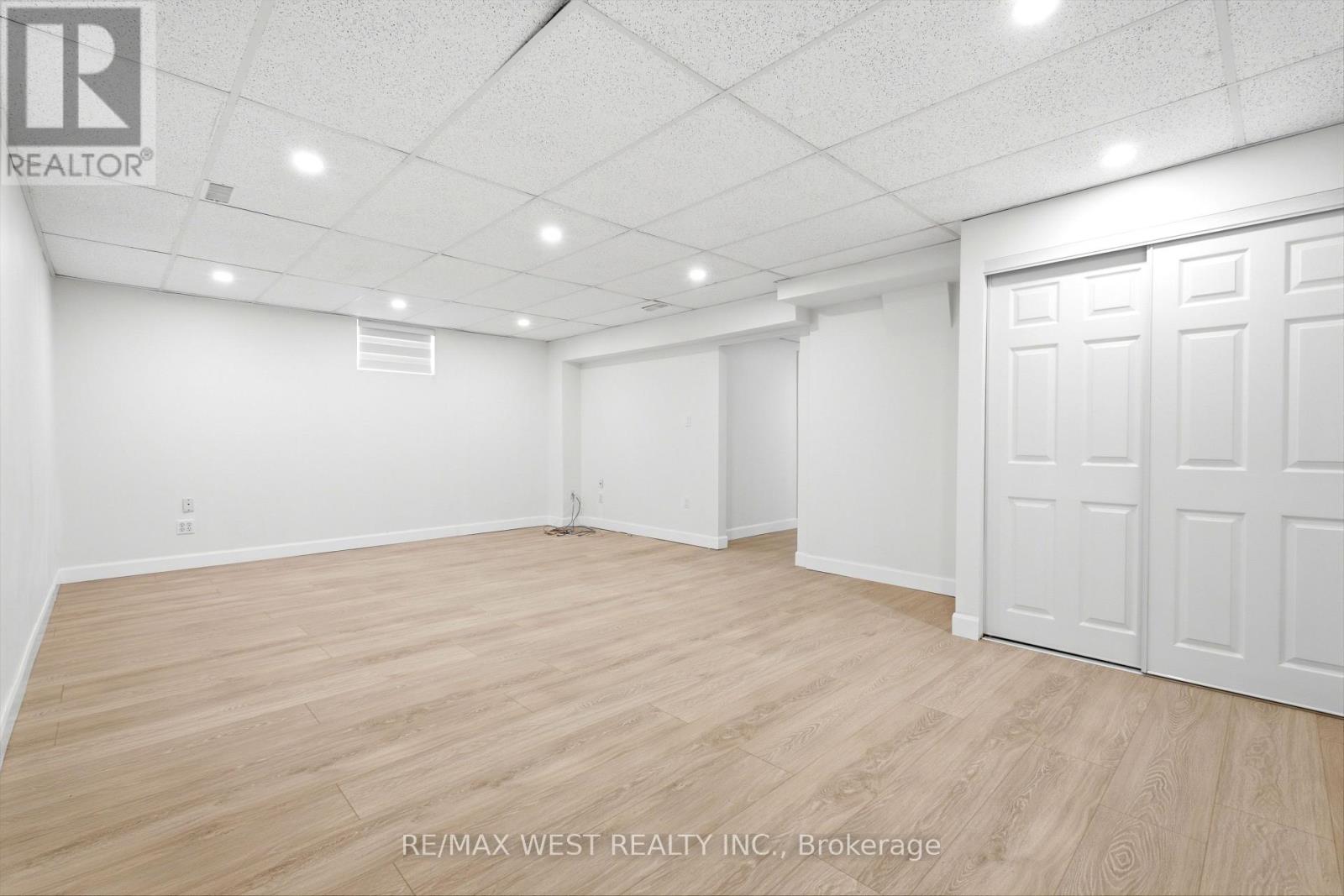 3163 ROLLING STONE COURT - Image 39