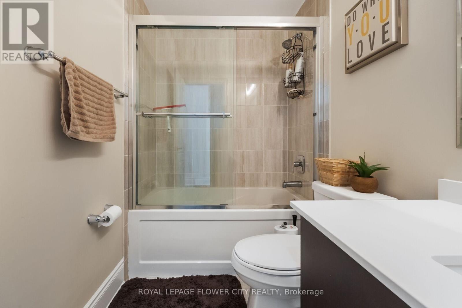 62 FOXSPARROW ROAD - 44