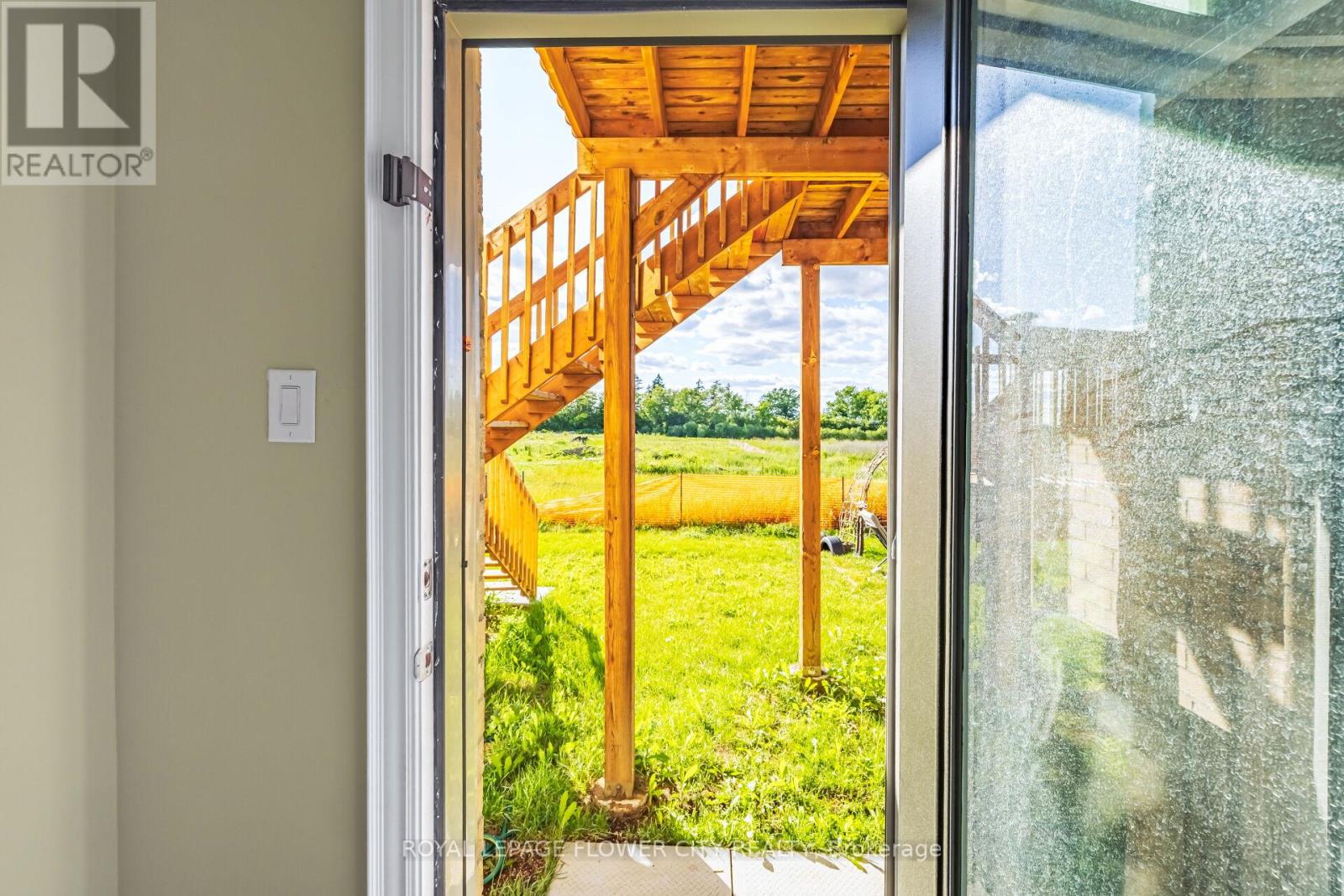 62 FOXSPARROW ROAD - 49
