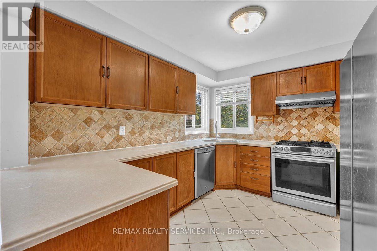 79 BURGBY AVENUE - 14