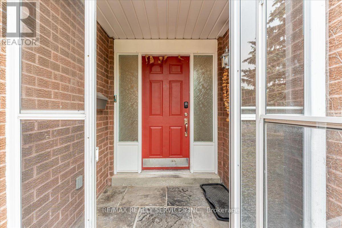 79 BURGBY AVENUE - 7