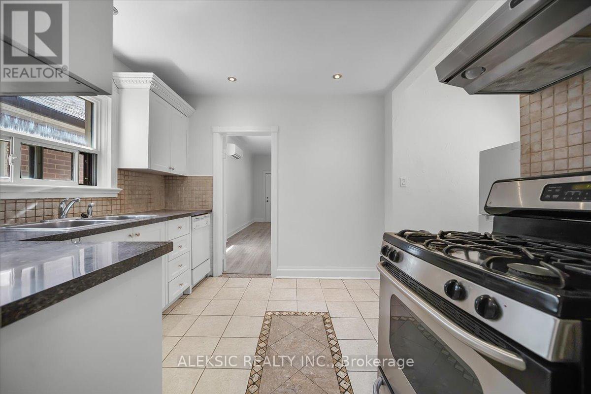 179 THIRTIETH STREET - 14