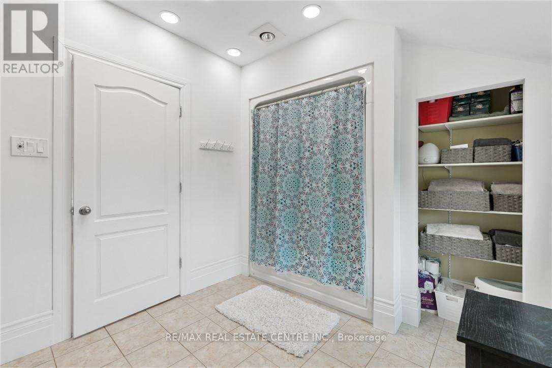 819 DEVONSHIRE AVENUE - Image 18