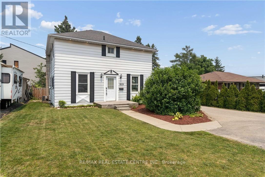 819 DEVONSHIRE AVENUE - Image 3