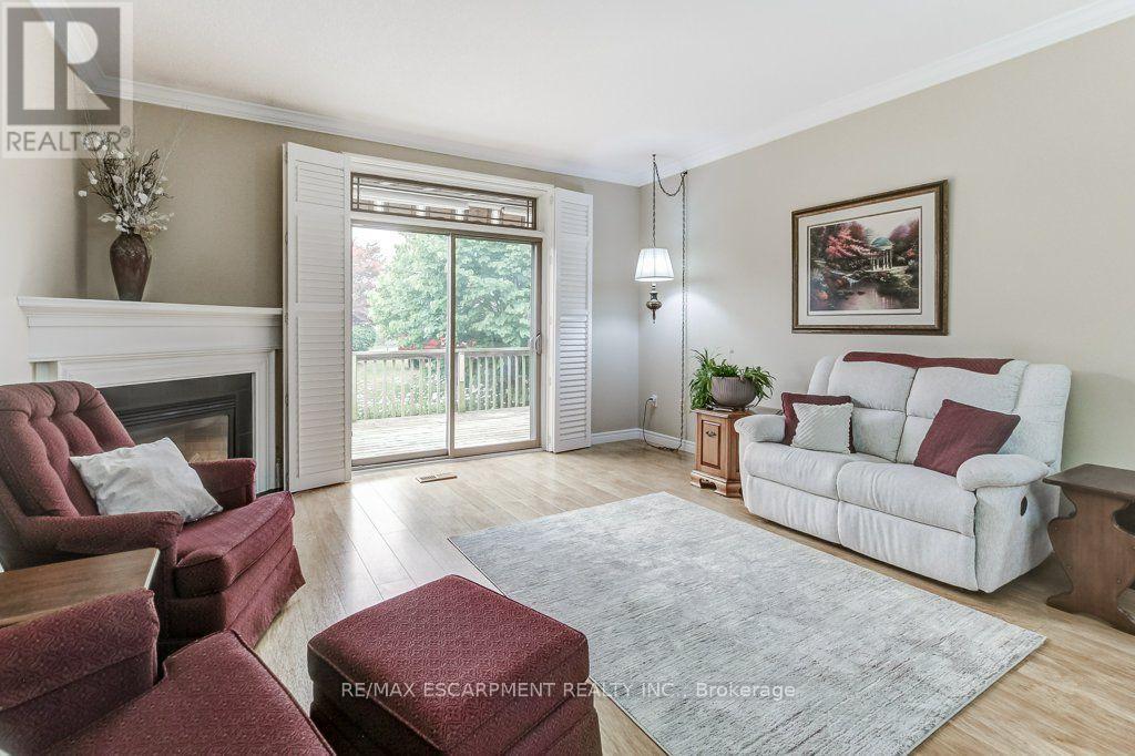 #109 20 ISHERWOOD AVENUE - 11