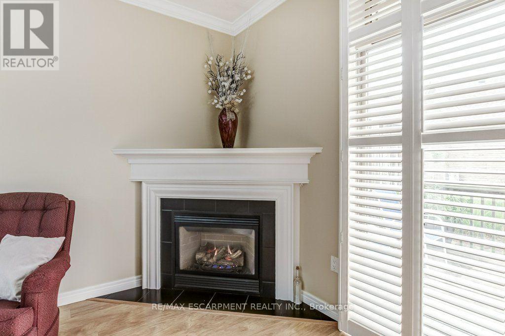 #109 20 ISHERWOOD AVENUE - 12