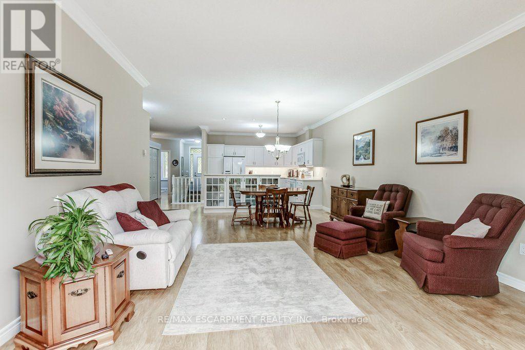 #109 20 ISHERWOOD AVENUE - 13