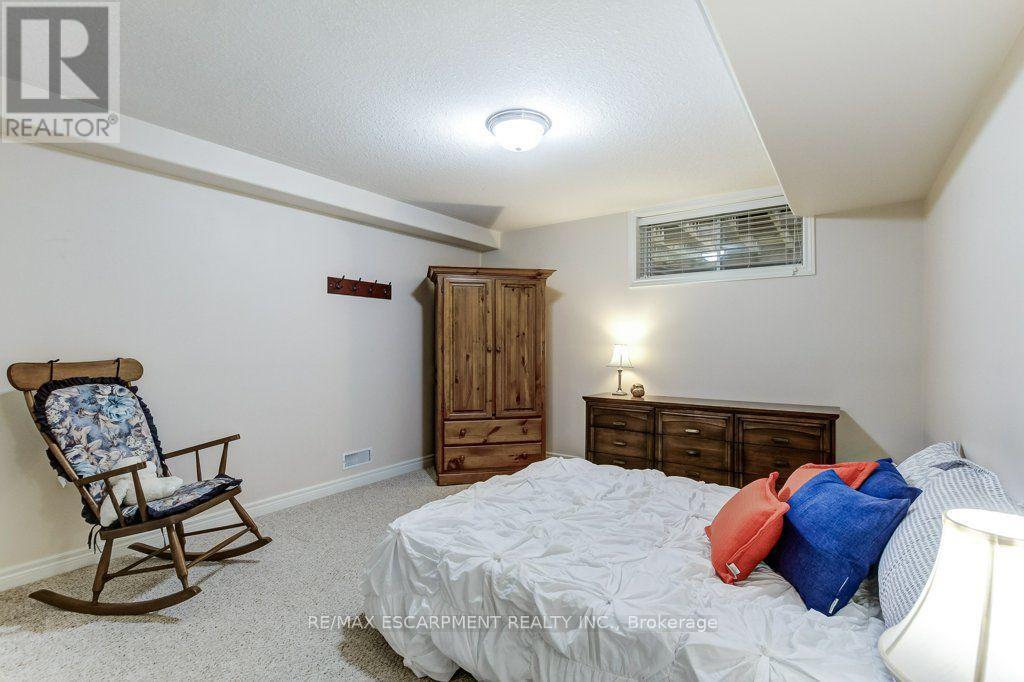 #109 20 ISHERWOOD AVENUE - 22