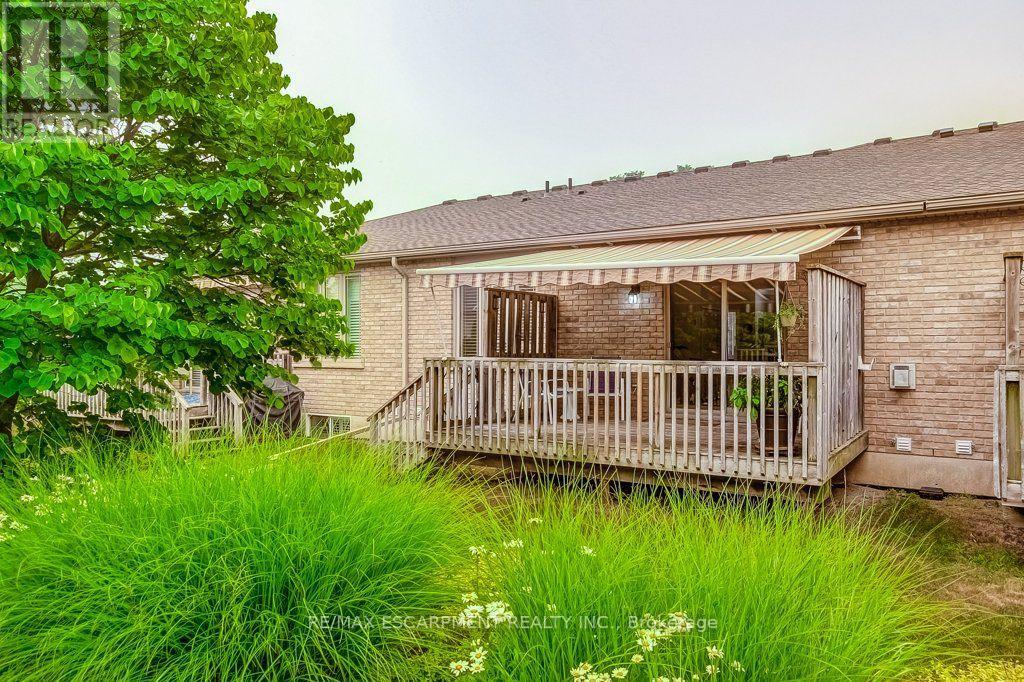 #109 20 ISHERWOOD AVENUE - 30