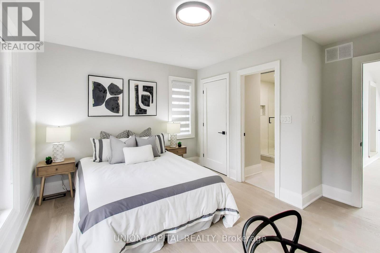 58 FORSYTH AVENUE N - 29