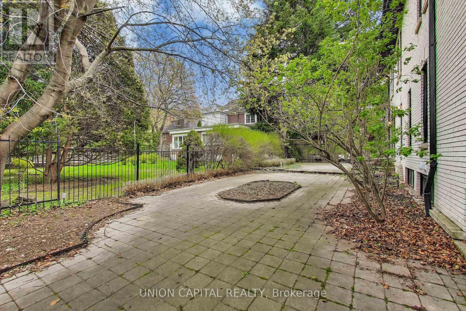 58 FORSYTH AVENUE N - 50