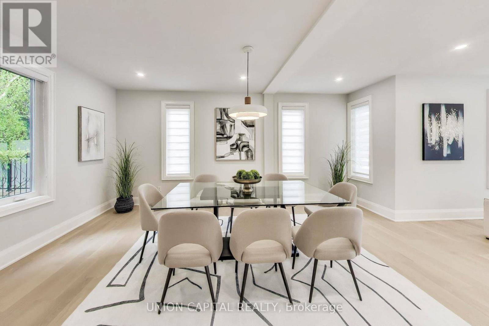 58 FORSYTH AVENUE N - 8