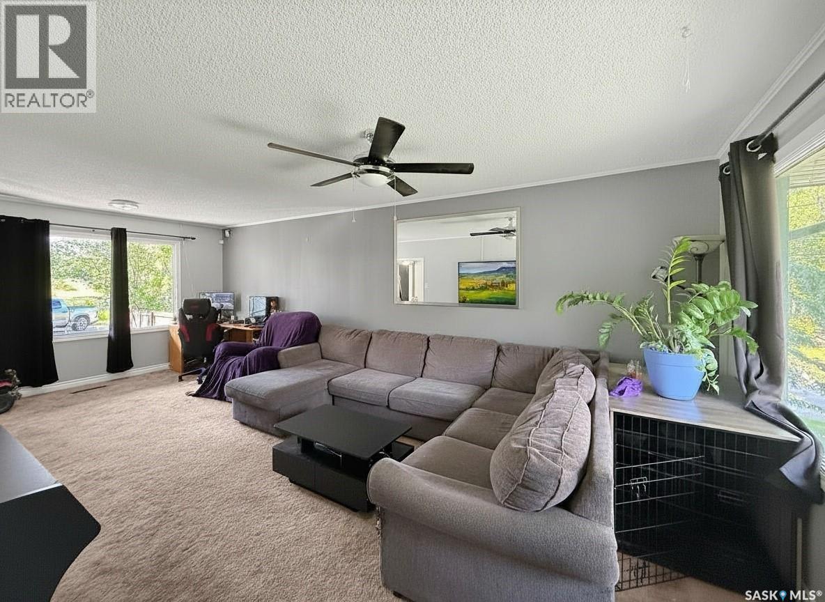 1700 15th AVENUE W - 10