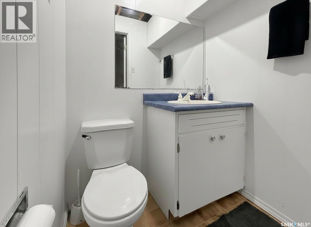 1700 15th AVENUE W - 18
