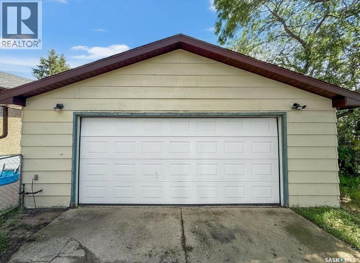 1700 15th AVENUE W - 22