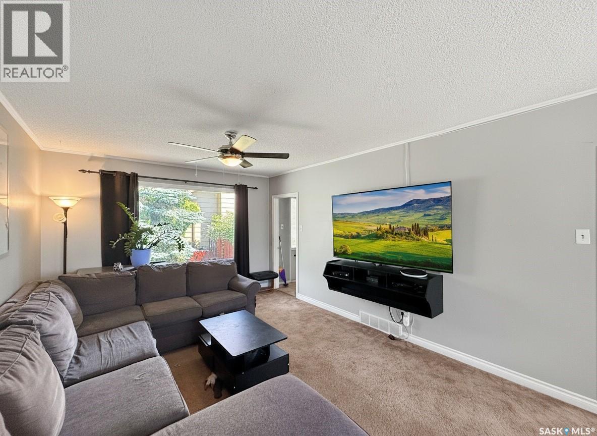 1700 15th AVENUE W - 9