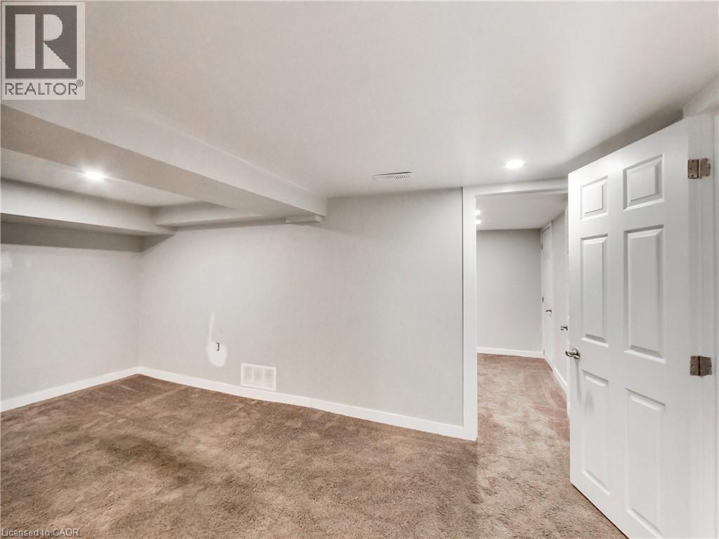 229 PARKDALE Avenue N - 13