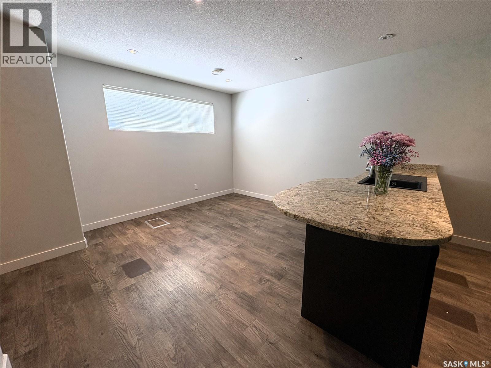 2043 Broder STREET - Image 26