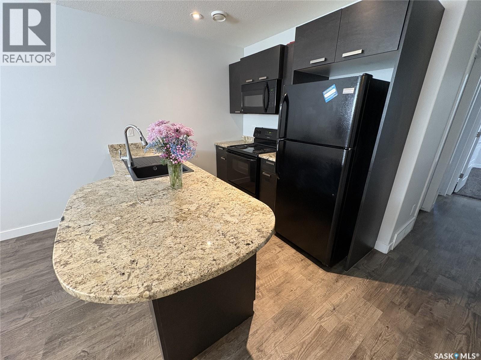 2043 Broder STREET - Image 27