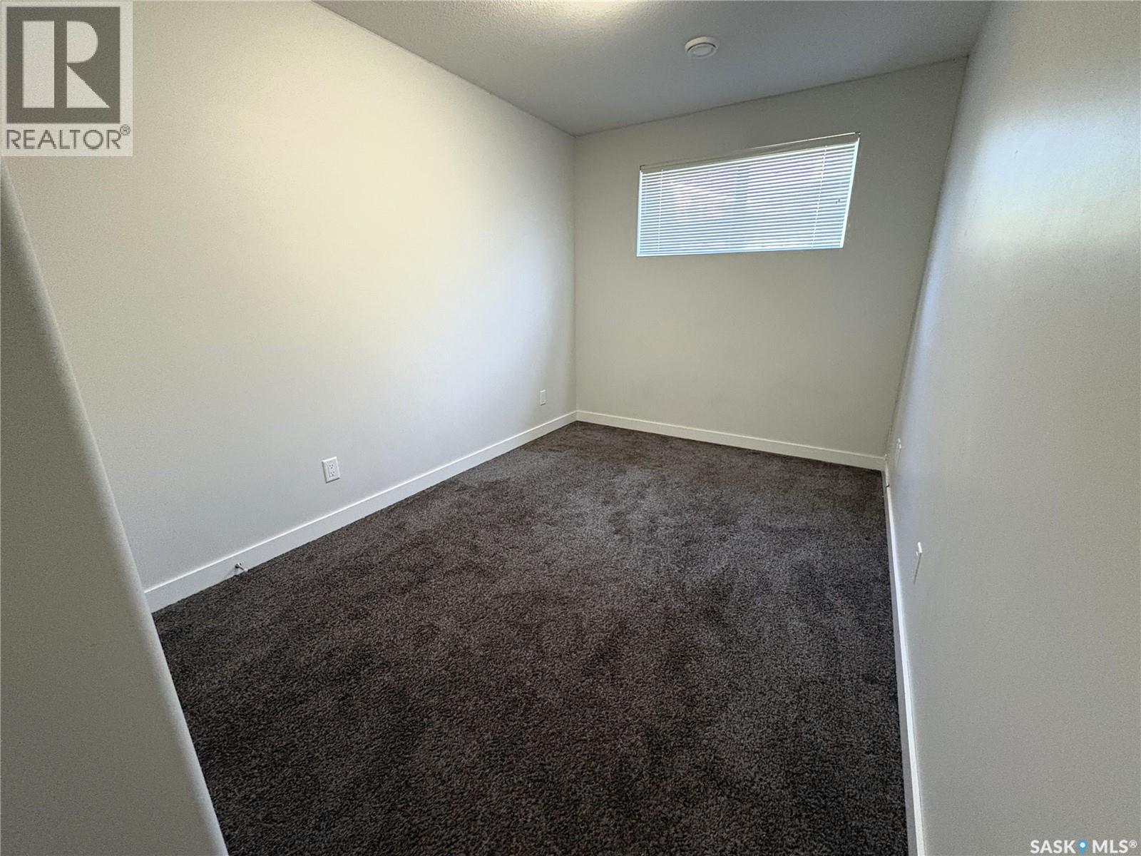 2043 Broder STREET - Image 29