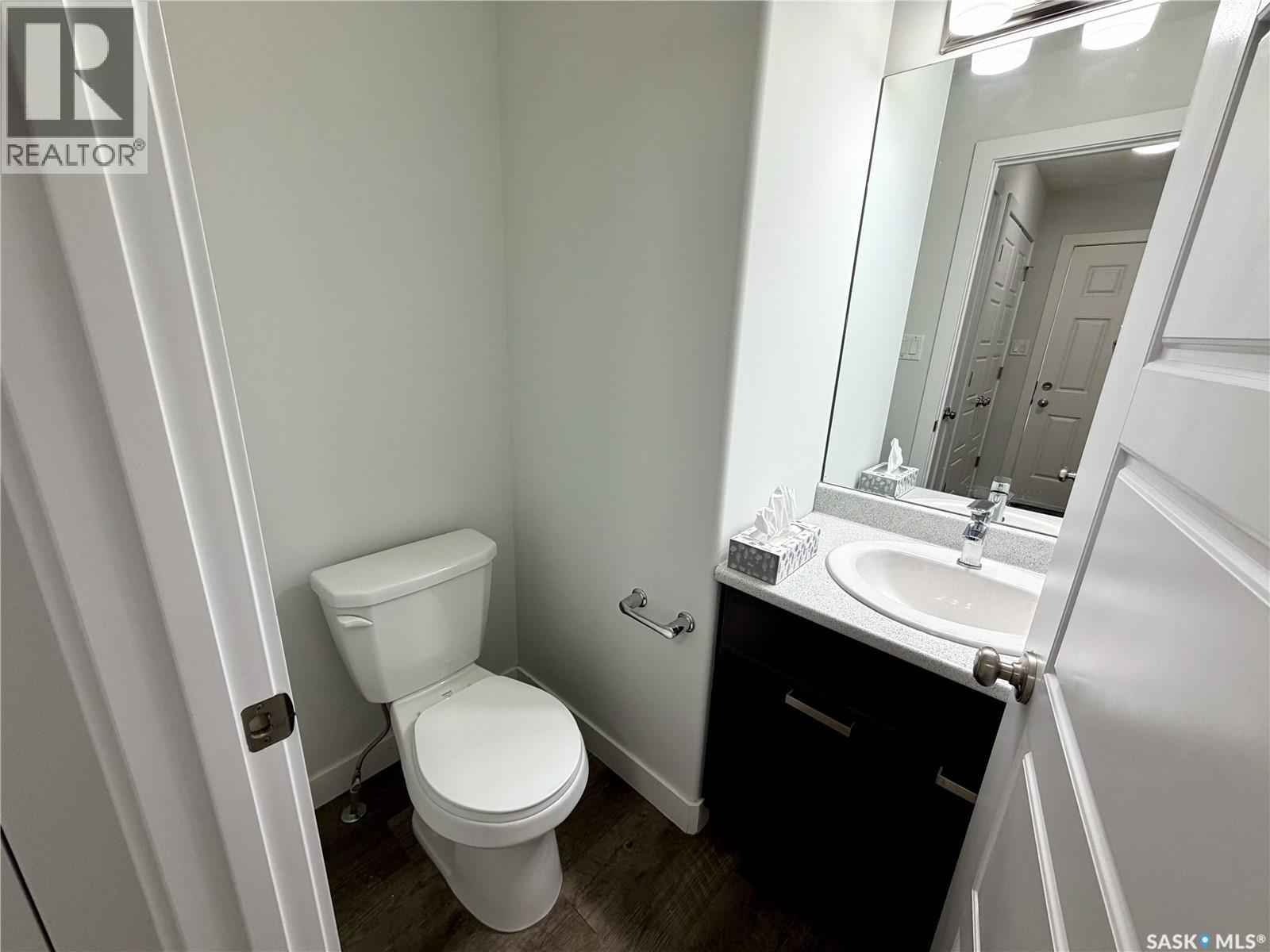 2043 Broder STREET - 10