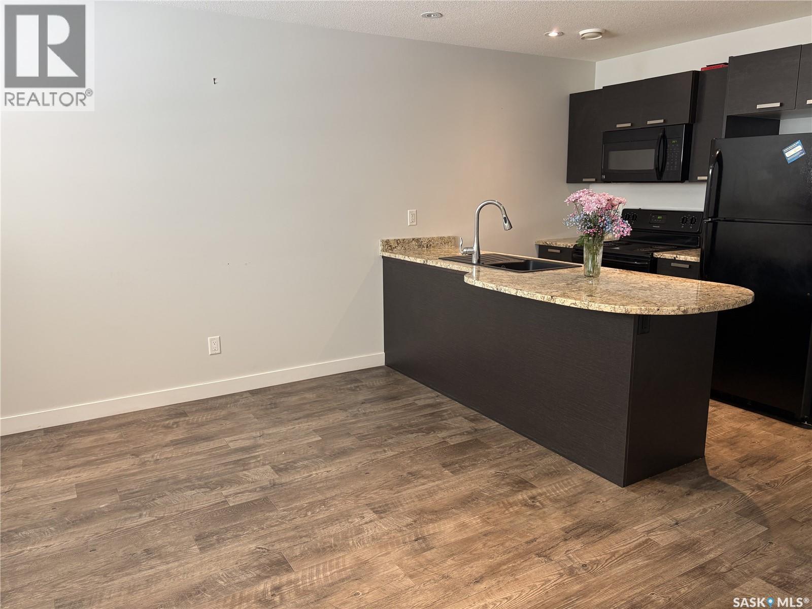2043 Broder STREET - 25