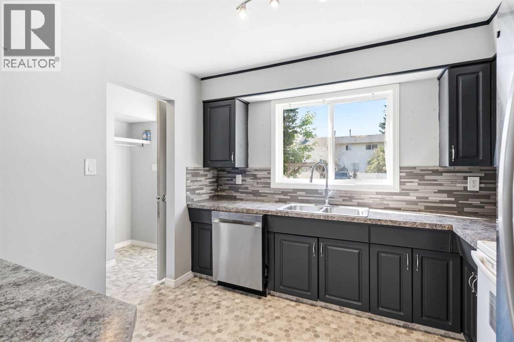 #213 5831 57 Street - 10