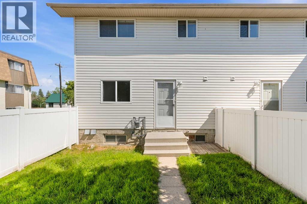#213 5831 57 Street - 32