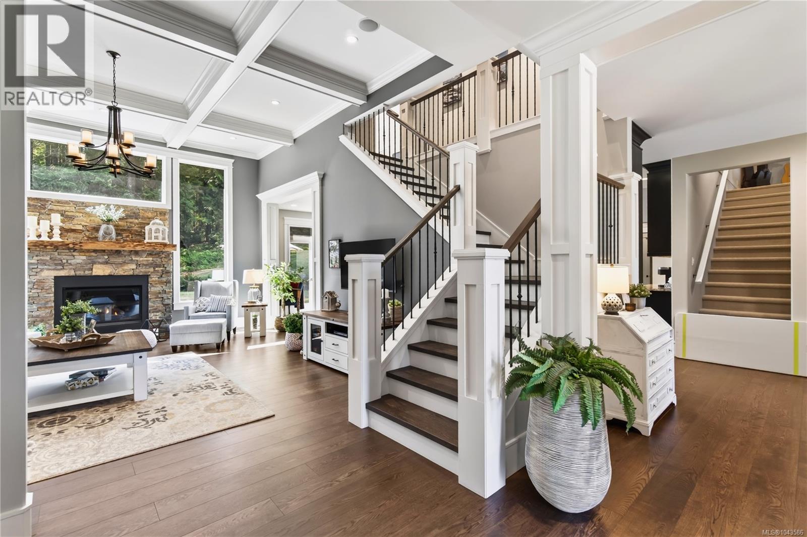 2962 Ridgeway Rd - 33