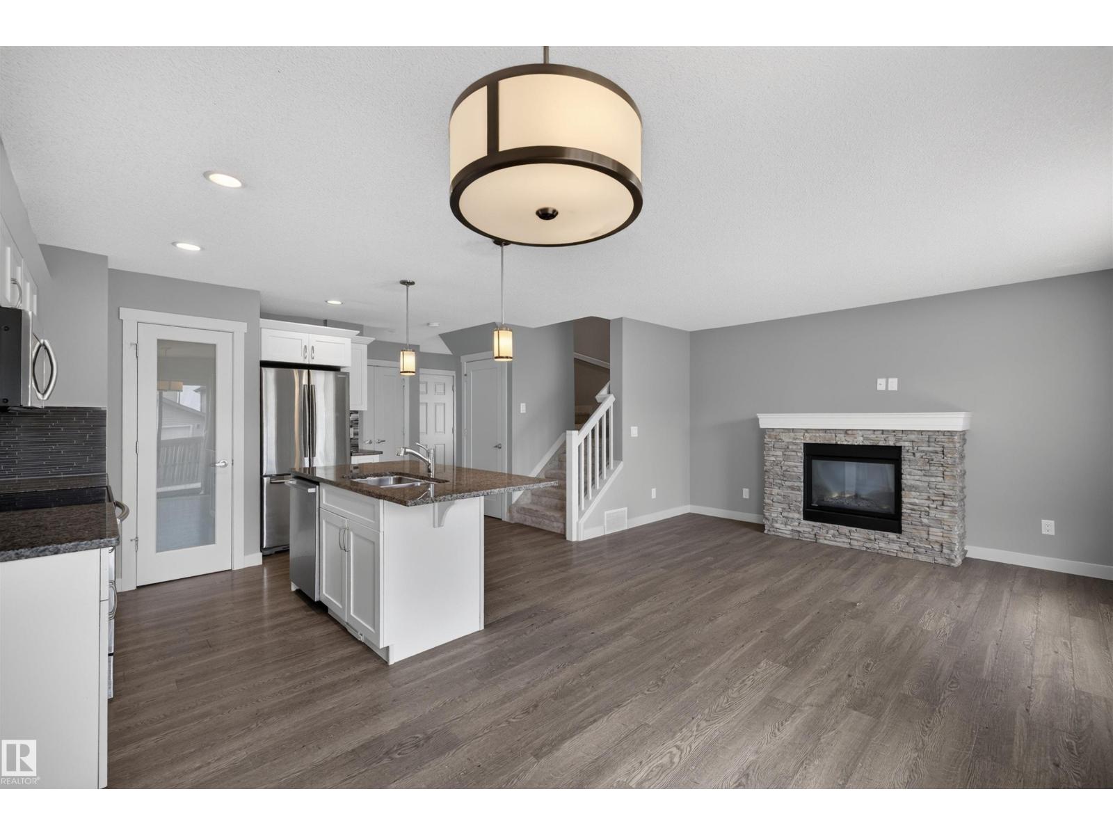 1107 162 ST SW - 9