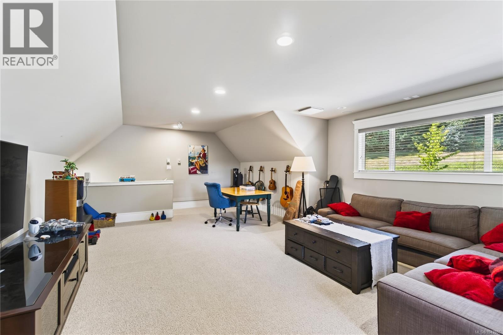 2962 Ridgeway Rd - 34