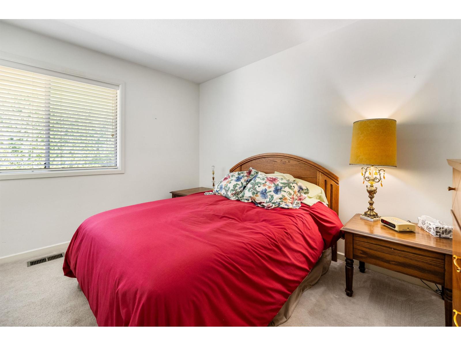 2 Bed, 3 Bath House for Sale in Abbotsford – 23 32615 MURRAY AVENUE, Abbotsford – MLS# R3147526 - Image 13