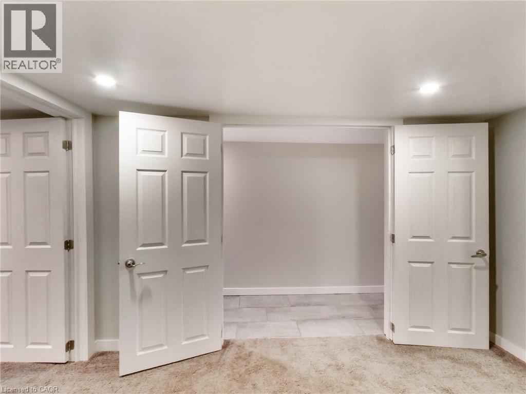 229 PARKDALE Avenue N - 26