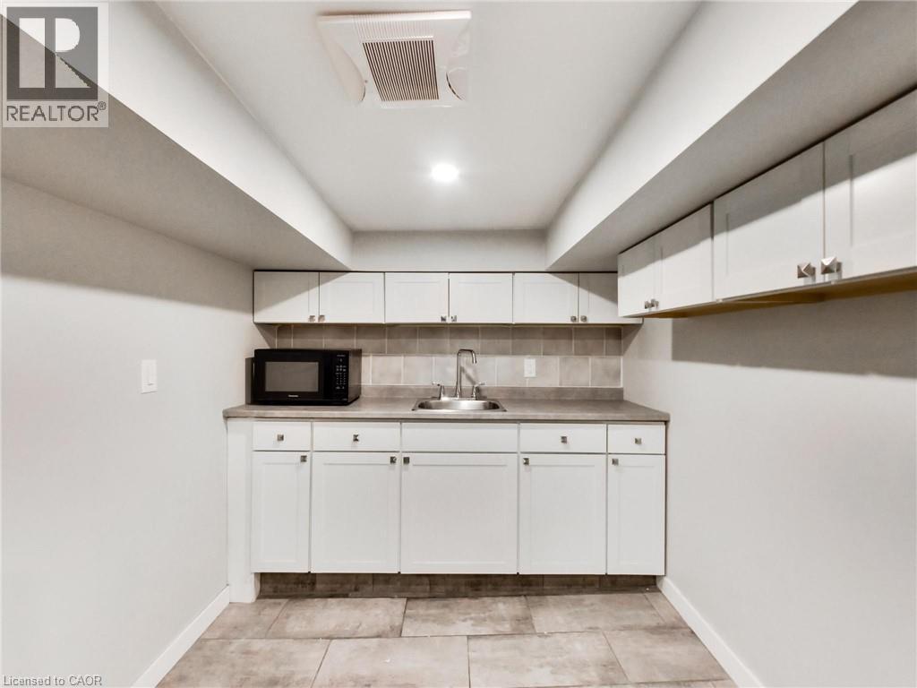 229 PARKDALE Avenue N - 32