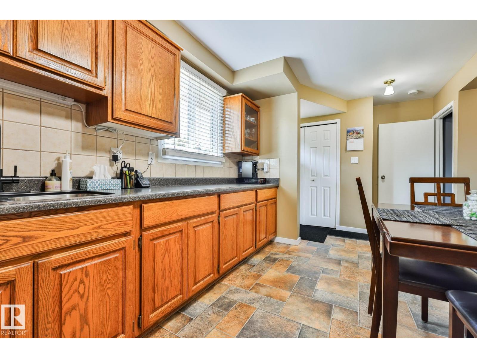 1705 LAKEWOOD RD S NW - 7