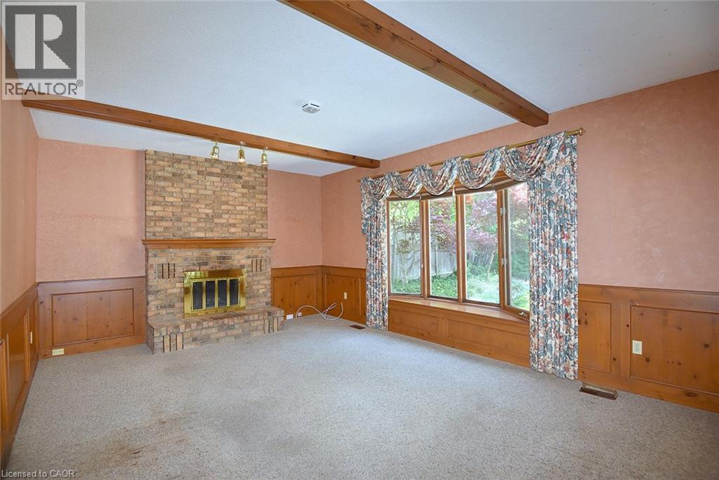 275 WOODLAND Drive - Image 8