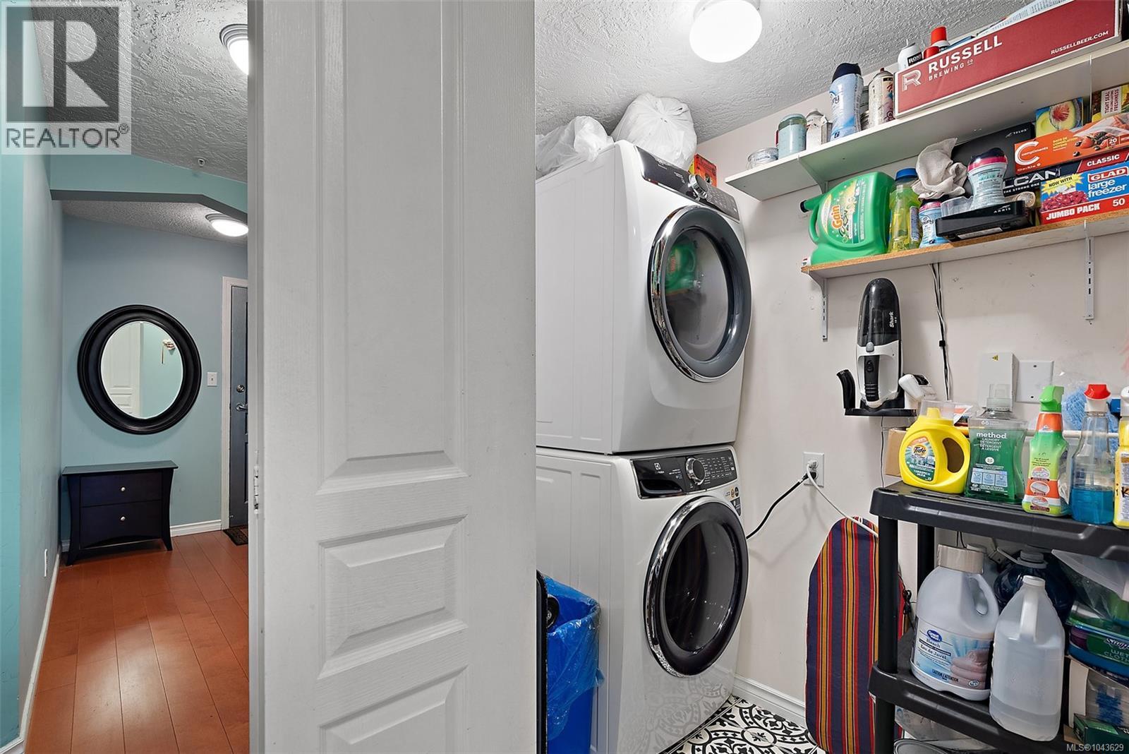 #302 935 Johnson St - 14
