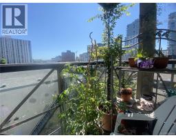 302 935 Johnson St, Victoria, BC V8V3N5 Photo 16