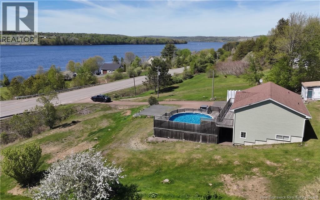 4506 Hwy 102 - 4